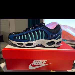 New air max tailwind IV, retail $160 asking $120.